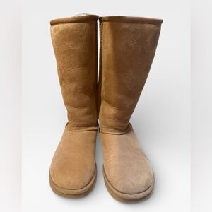 UGG Women's Tan Winter Boots